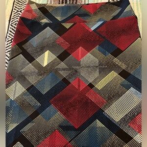 Geo-pattern Cassie by LuLaRoe